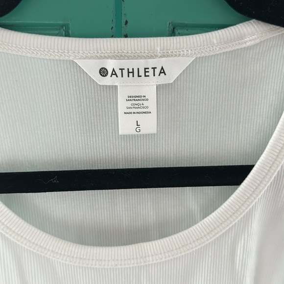 Athleta bright white signature Ribbed Cami NWT sold out online - Picture 4 of 7